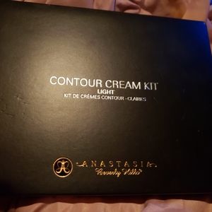ANASTASIA Beverly Hills Contour Cream Kit light
